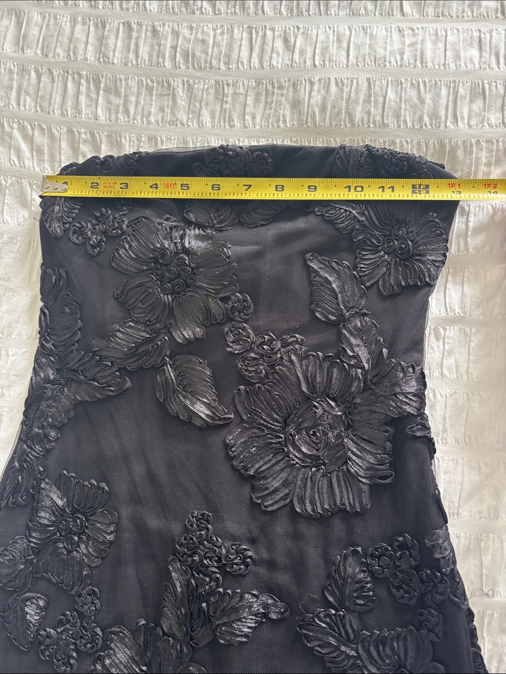 Gorgeous Black Strapless Floral Appliqué Dress - Picture 3 of 7